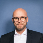 Dr_Fabian_Mehring-3-aspect-ratio-1-1