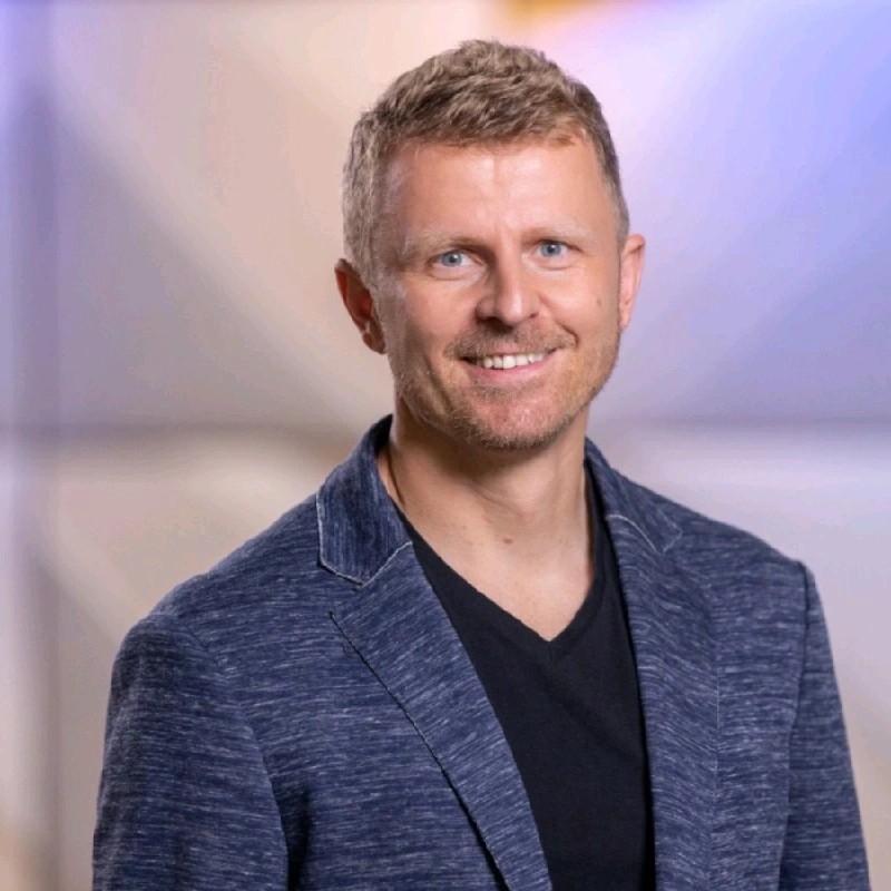 Dr. Guido Brinkel